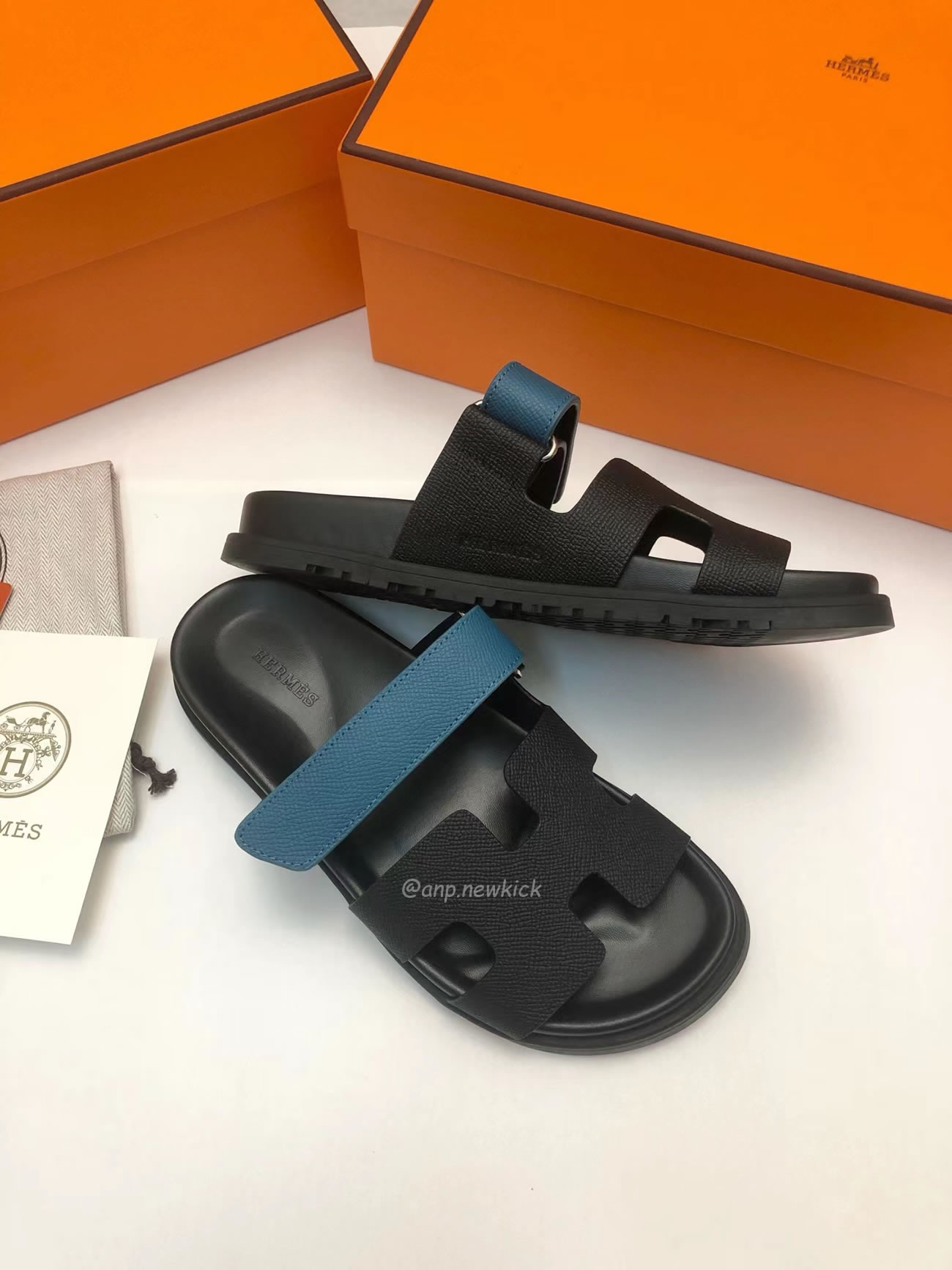 Hermes Chypre Sandal Noir Bleu Celeste (5) - newkick.cc